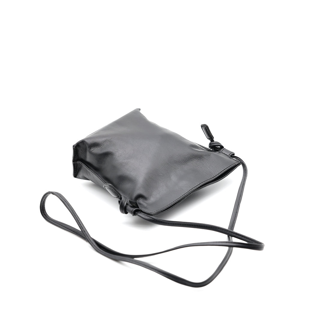 シンプルレザーショルダーバッグ B-6138 – L.E.D.BITES