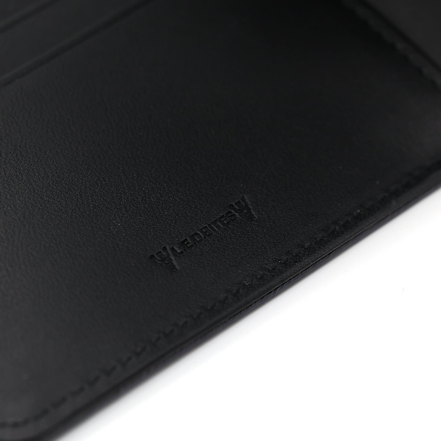 MARGOT　イタリアンレザー　二つ折り財布