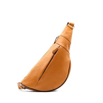 323-2021　レザーアシンメトリーボディバッグ　B-6145